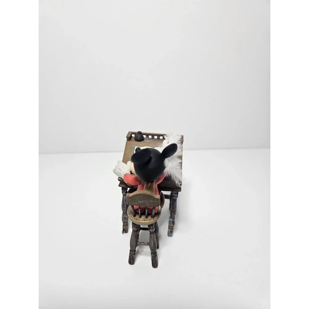 2009 Hallmark Mickey as Bob Cratchit Ornament 1st in Series Mickey's Christmas